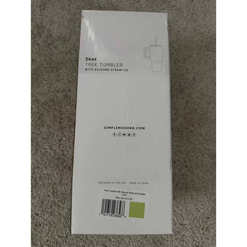 NEW Simple Modern Trek Tumbler 24oz Green Checkered Spill Proof Silicone Straw